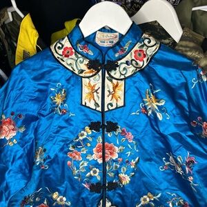 1920s Chinese Hand Embroidered Silk Kimono Size Medium Extremely Rare